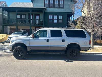 2005 Ford Excursion XLT