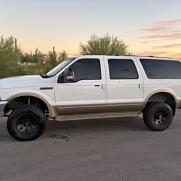 2001 Ford Excursion Limited Sport Utility 4D