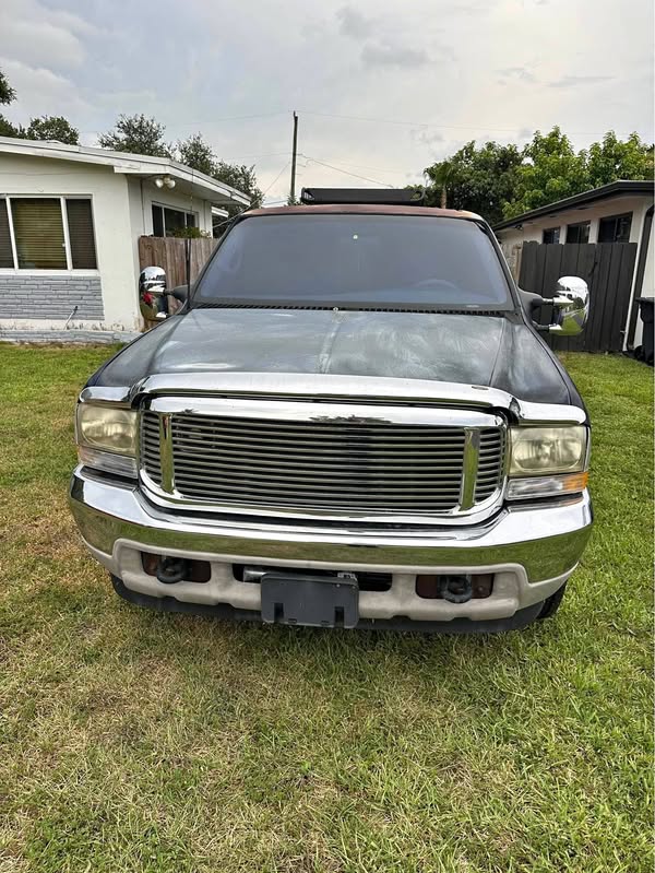 2000 Ford Excursion - Limited Sport Utility 4D