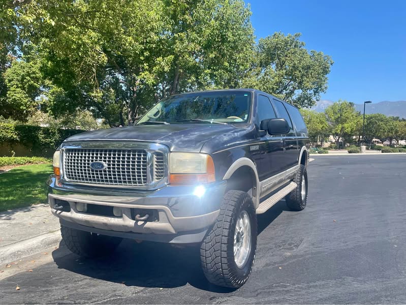 2001 Ford Excursion - Limited Sport Utility 4D