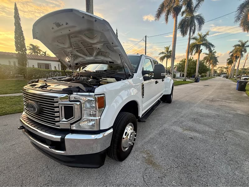 2001 Ford Excursion - Limited Sport Utility 4D