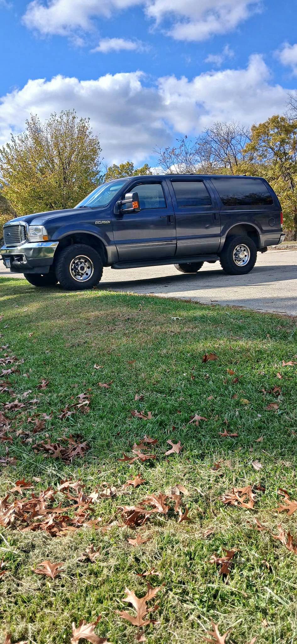 2004 Ford Excursion - XLT Sport Utility 4D