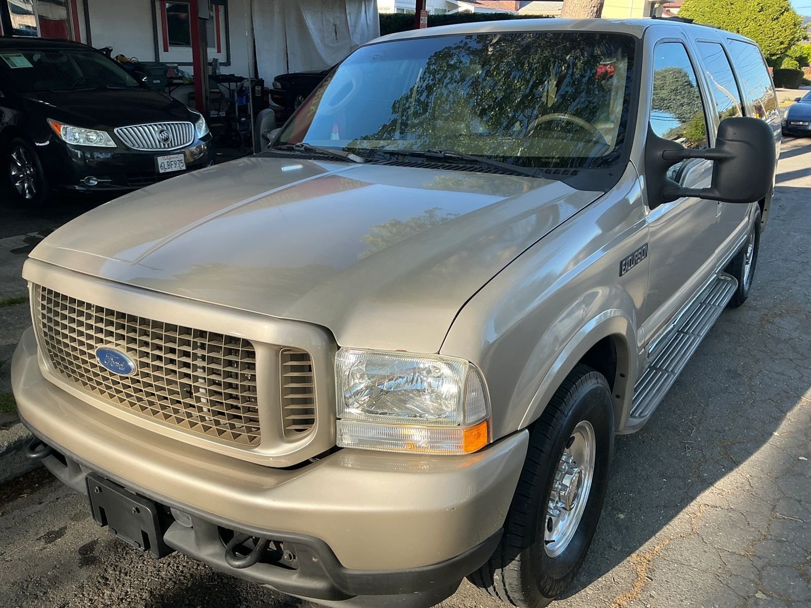 2004 Ford Excursion Limited Sport Utility 4D