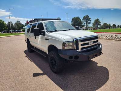 2005 Ford Excursion - XLT Sport Utility 4D