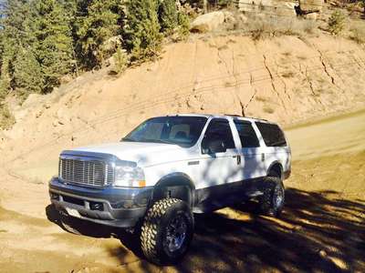 2002 Ford Excursion - XLT Sport Utility 4D