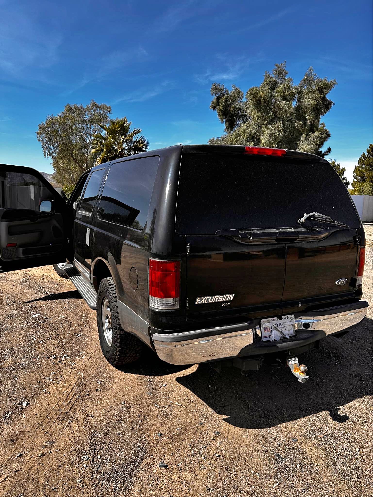 2004 Ford Excursion - XLT Sport Utility 4D