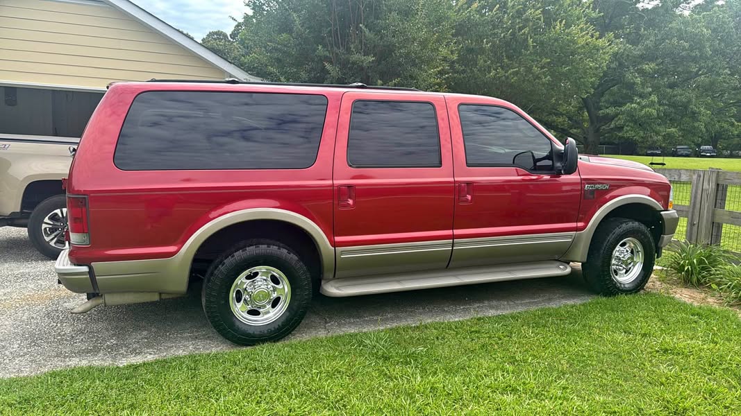 2003 Ford Excursion - Eddie Bauer Sport Utility 4D