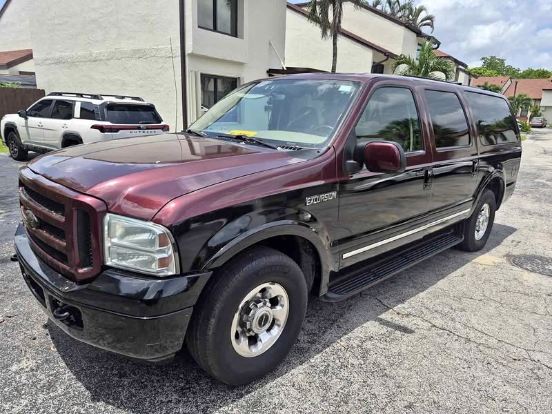 2005 Ford , Excursion , SUV Motor 5.4 V8 2 V\u00e1lvulas
