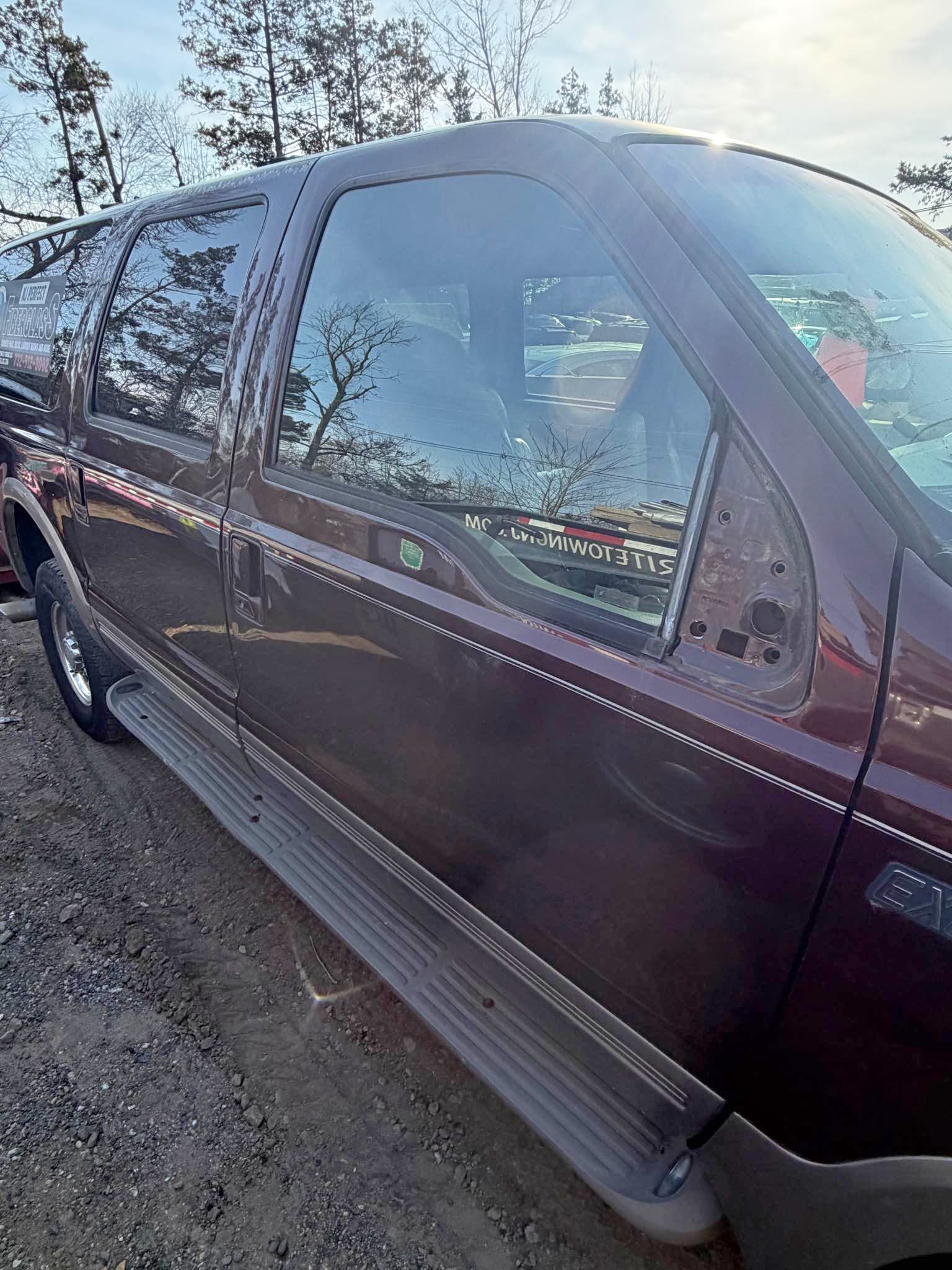 2000 Ford Excursion - XLT Sport Utility 4D