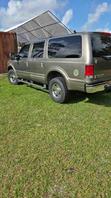2005 Ford Excursion - Limited Sport Utility 4D