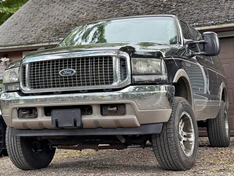 2000 Ford Excursion - Limited Sport Utility 4D