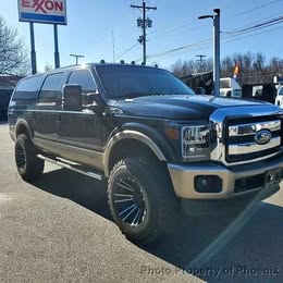 2005 Ford excursion eddie bauer