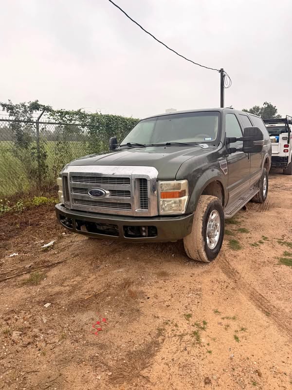 2004 Ford Excursion - Eddie Bauer Sport Utility 4D