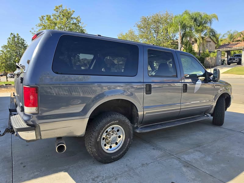 2003 Ford Excursion - Limited Sport Utility 4D