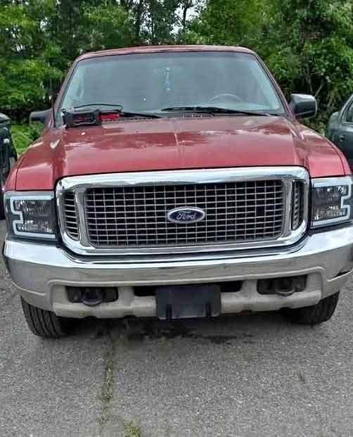 2000 Ford Excursion - Limited Sport Utility 4D