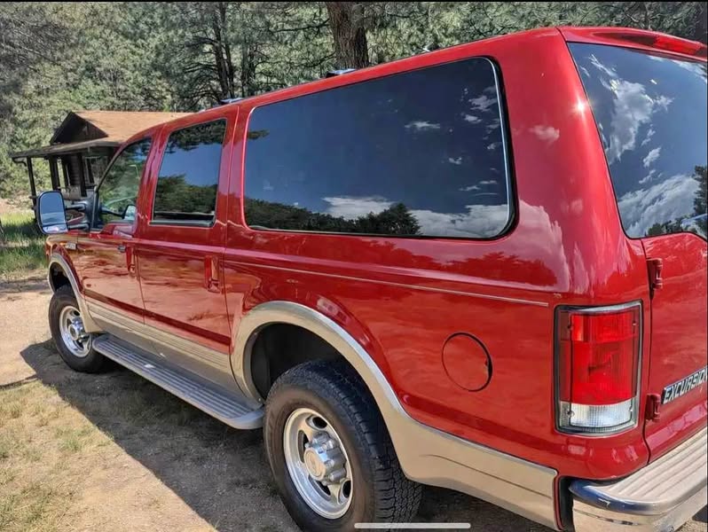 2000 Ford Excursion - XLT Sport Utility 4D