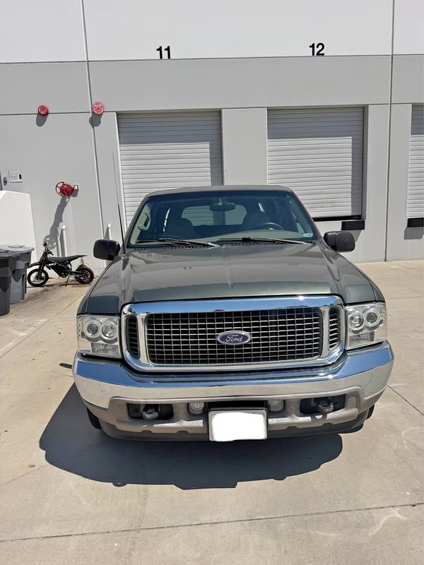 2000 Ford Excursion - Limited Sport Utility 4D