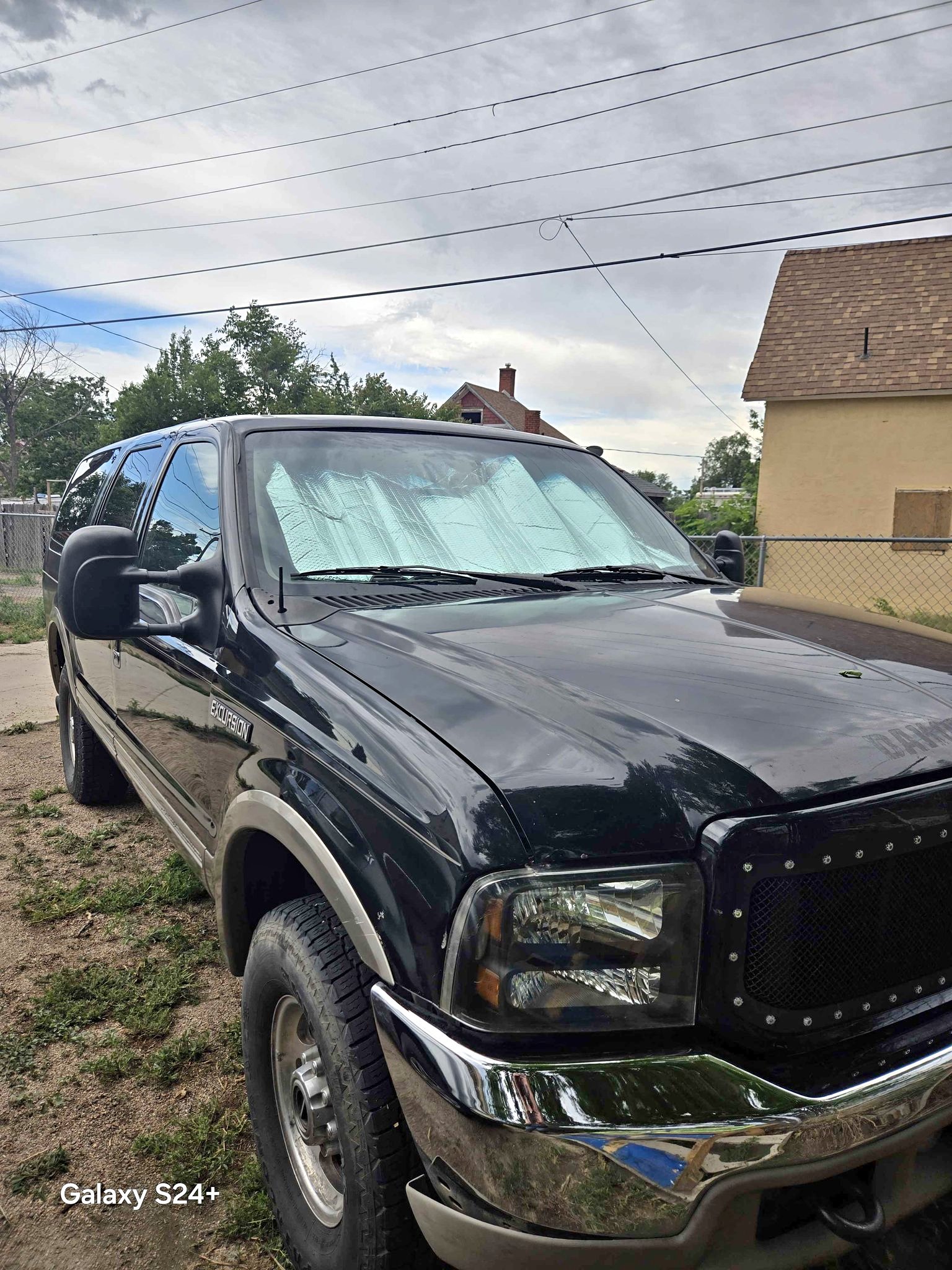 2002 Ford Excursion - Limited Sport Utility 4D