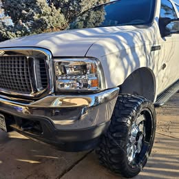 2000 Ford Excursion VORTEC V10! -  Great Truck!!