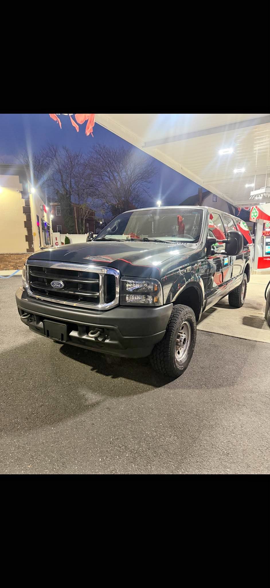2001 Ford Excursion - Xlt