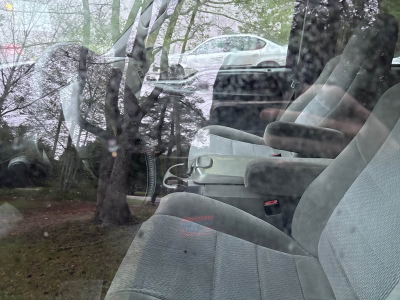 2004 Ford Excursion - XLT Sport Utility 4D