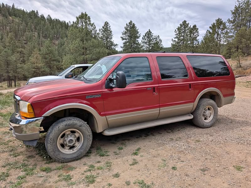 2000 Ford Excursion - Limited Sport Utility 4D