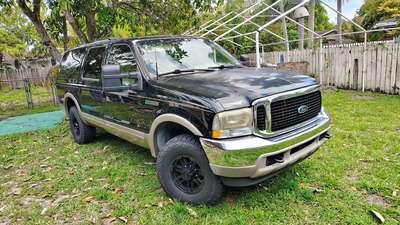 2000 Ford Excursion - Limited Sport Utility 4D