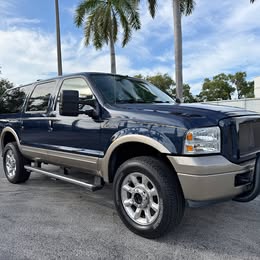 2005 Ford excursion eddie bauer 4x4 6.0l diesel - 2 owner
