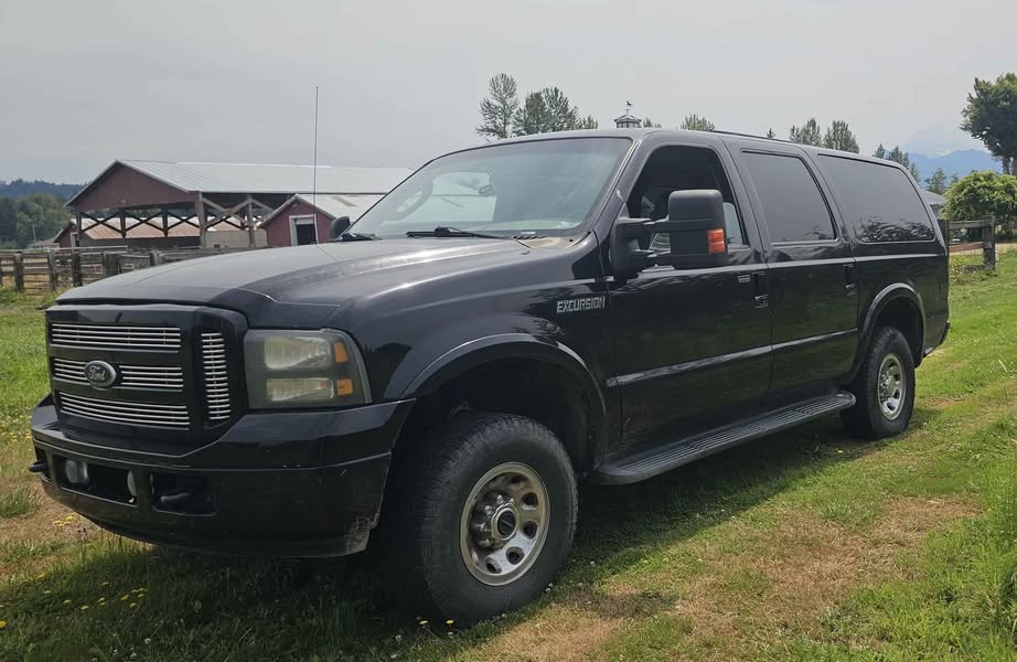 2005 Ford Excursion - Sport Utility 4D