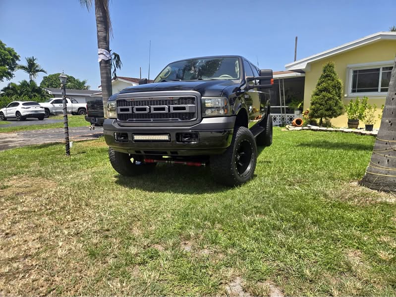 2003 Ford Excursion - Edici\u00f3n limitada
