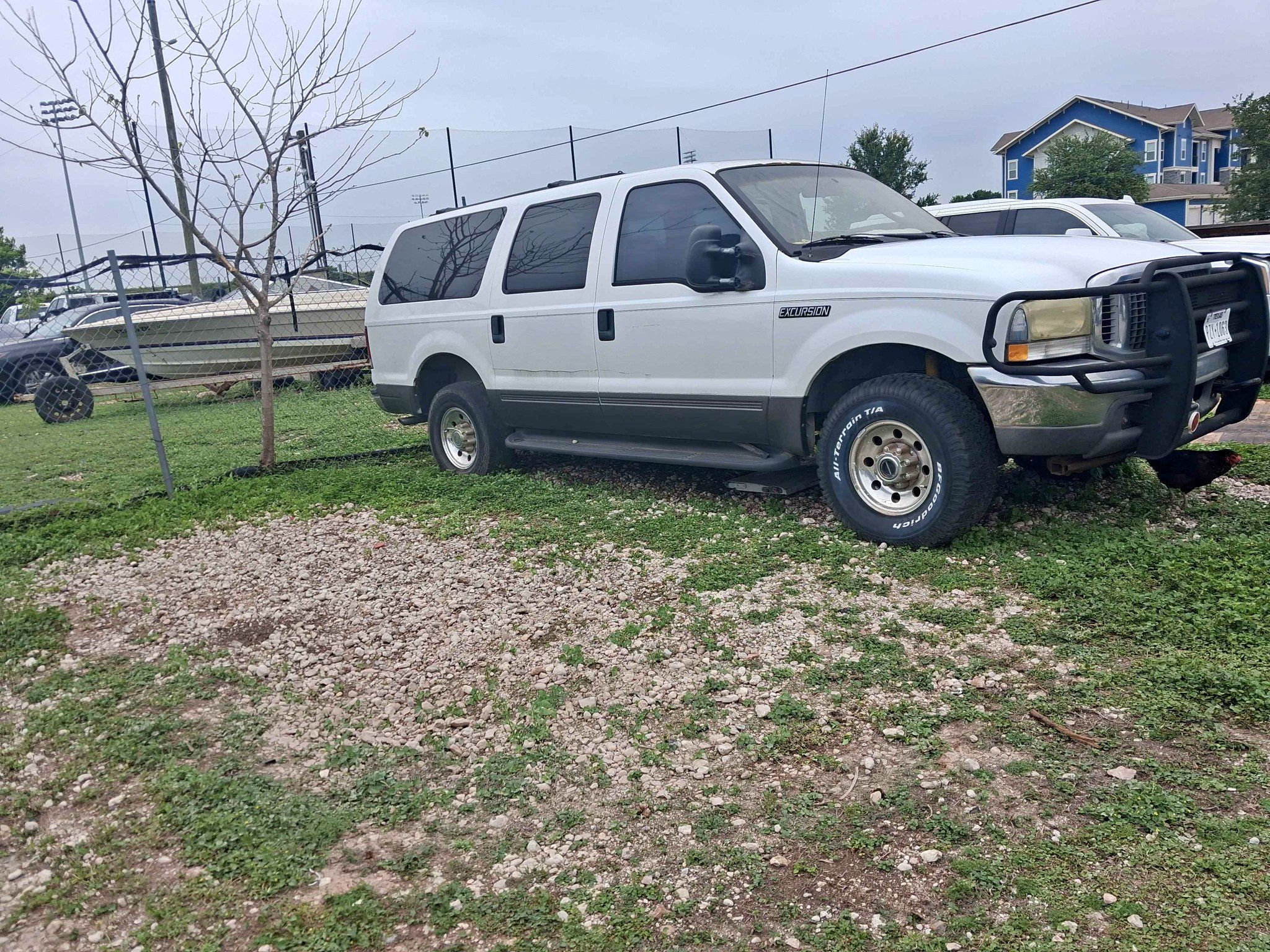 2004 Ford Excursion - XLS Sport Utility 4D
