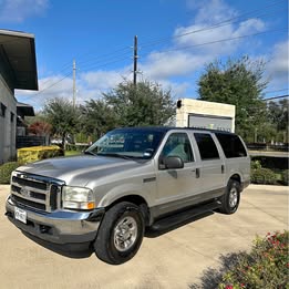2003 Ford Excursion XLT