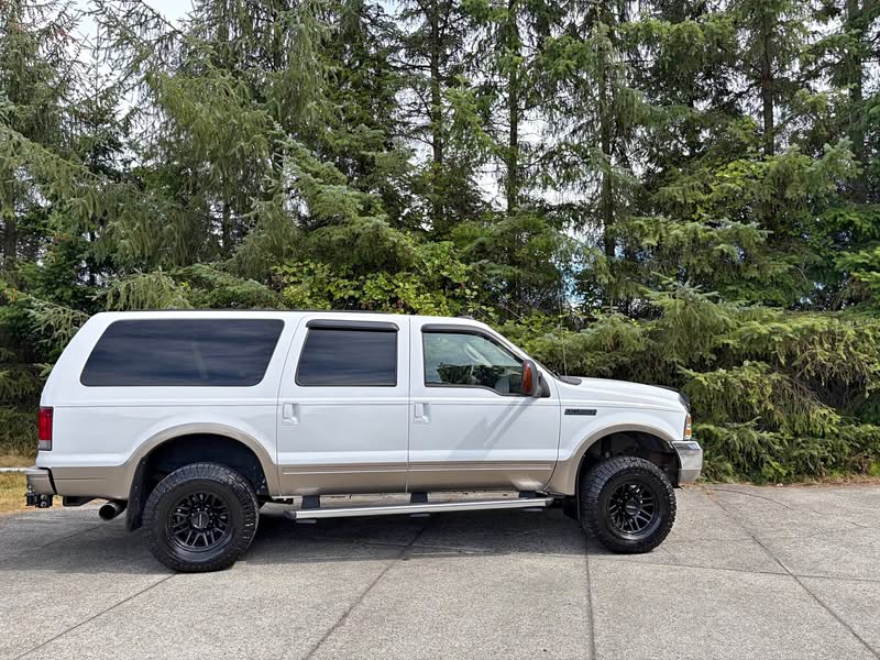 2004 Ford Excursion - Eddie Bauer Sport Utility 4D