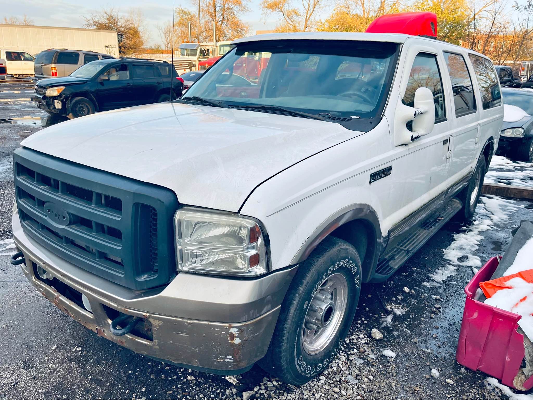 2000 Ford Excursion - XLS Sport Utility 4D