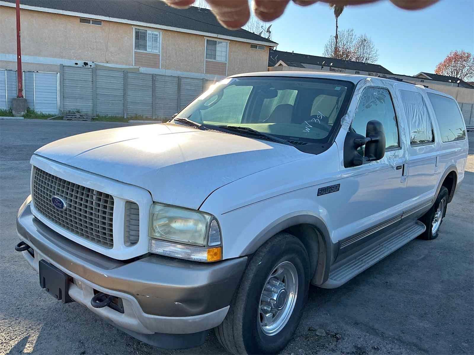 2003 Ford Excursion - XLT Sport Utility 4D