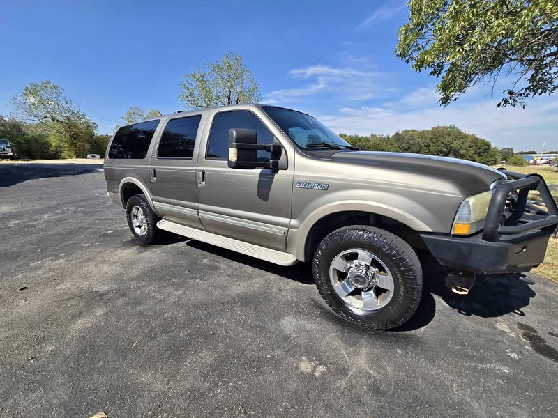 2002 Ford Excursion - Limited Sport Utility 4D