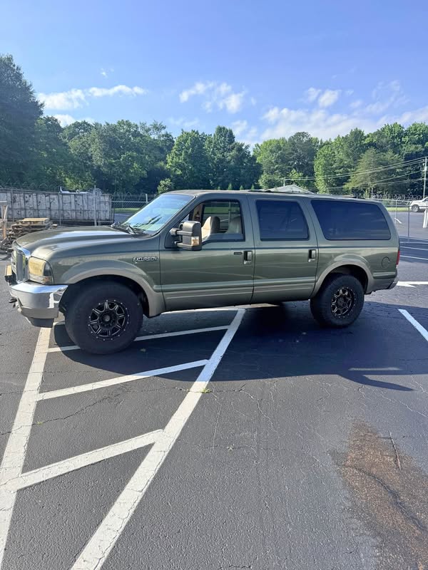 2000 Ford Excursion - Limited Sport Utility 4D