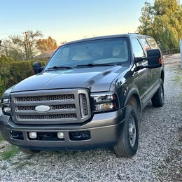 2005 Ford Excursion 6.0 diesel 4x4 clean title