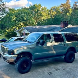 2000 Ford Excursion XLT
