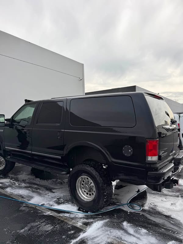 2001 Ford Excursion - Limited Sport Utility 4D