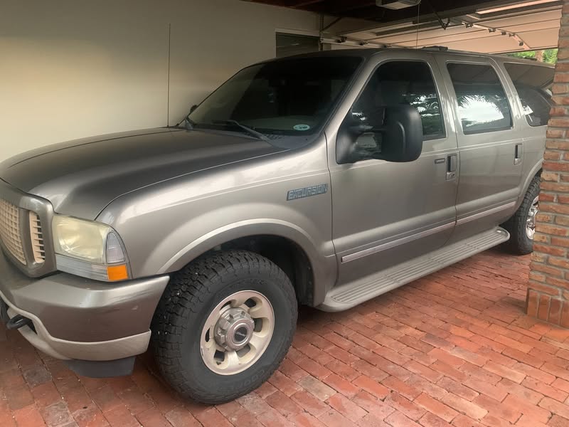 2003 Ford Excursion - Limited Sport Utility 4D