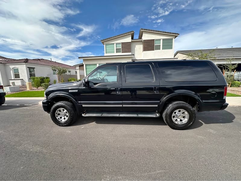2005 Ford Excursion Limited