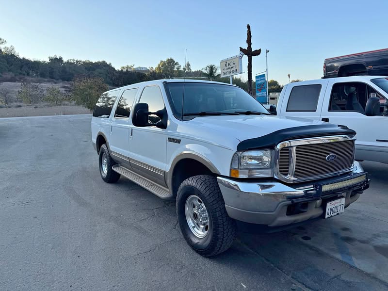 2000 Ford Excursion - Limited Sport Utility 4D