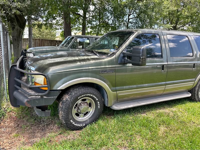 2000 Ford Excursion - Limited