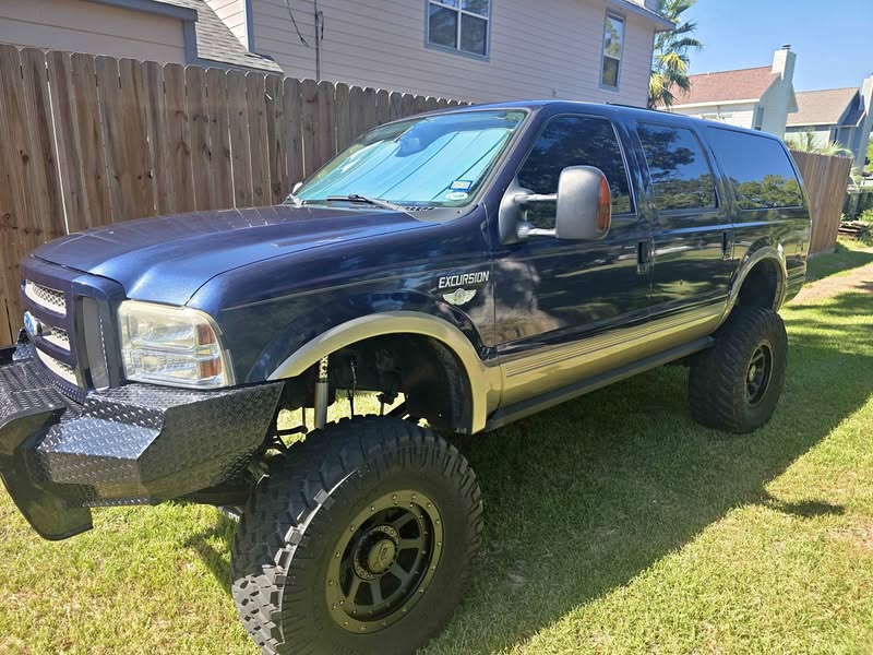 2005 Ford Excursion - Eddie Bauer Sport Utility 4D