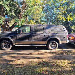 2000 Ford Excursion Limited Sport Utility 4D