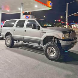 2002 Ford Excursion - Xlt