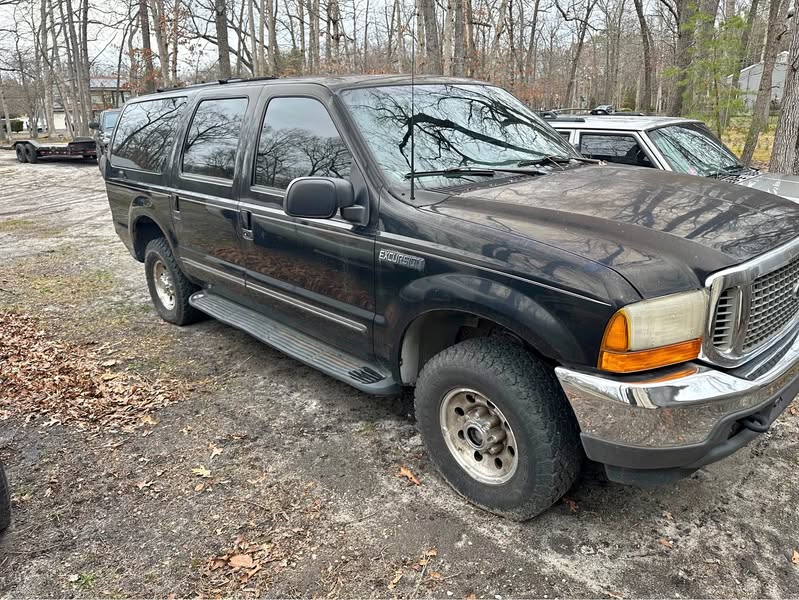 2000 Ford Excursion - XLT Sport Utility 4D