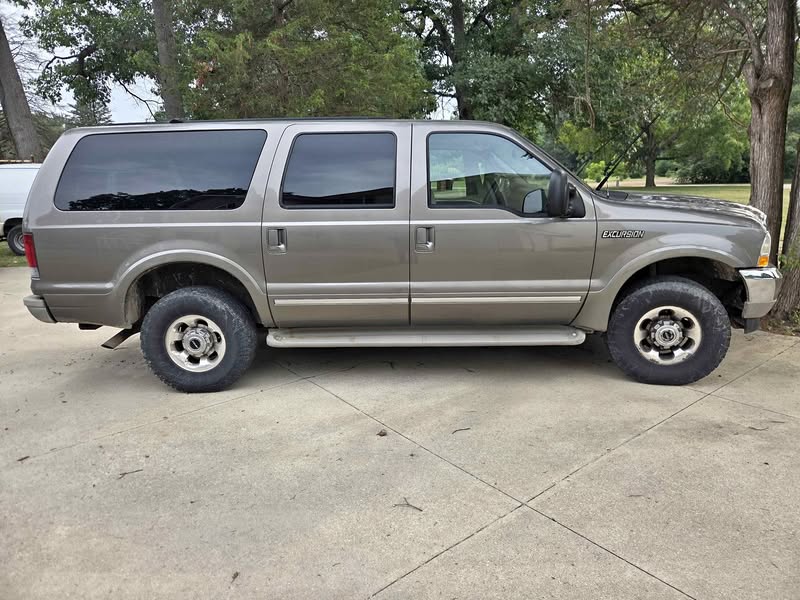 2003 Ford Excursion - Limited Sport Utility 4D