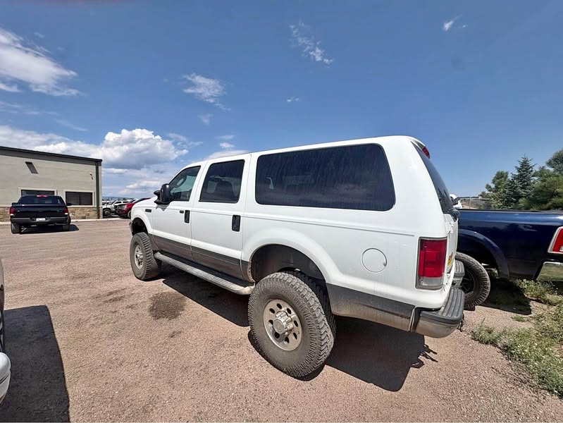 2003 Ford Excursion - XLT Sport Utility 4D